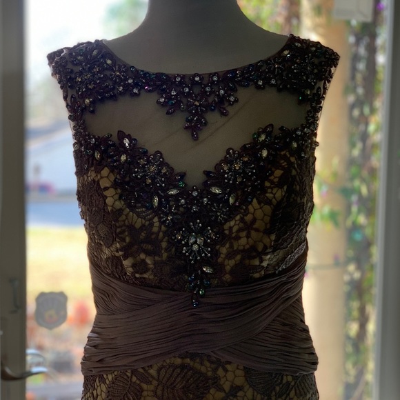 NWOT GLS Apparel Large Beaded Mocha Lace Nude Lined Mermaid Gown Cap Sleeves - Picture 3 of 15